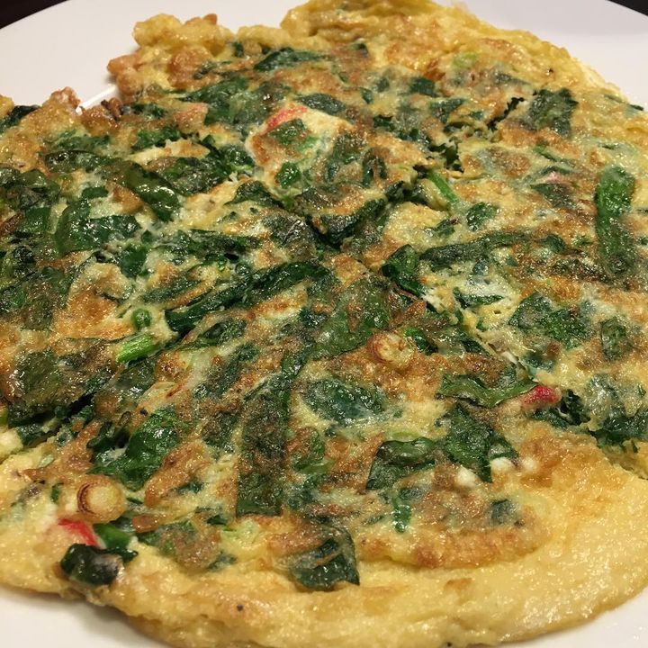 Dadar telur bayam