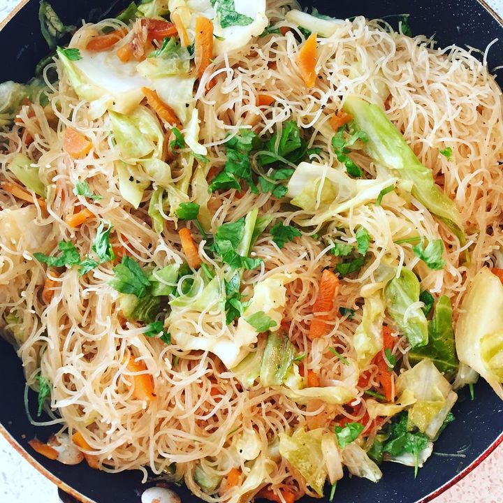 Bihun goreng sayuran (vegetable vermicelli)